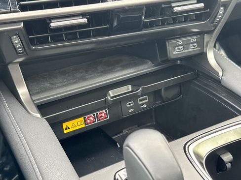 Used 2025 Lexus RX 350 Premium w/ Accessory Package (Z1) FWD image 32
