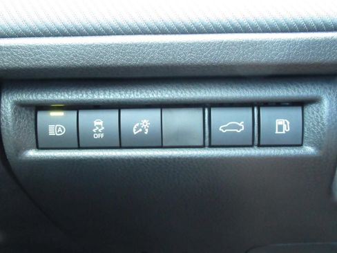 Used 2026 Toyota Camry SE FWD image 22