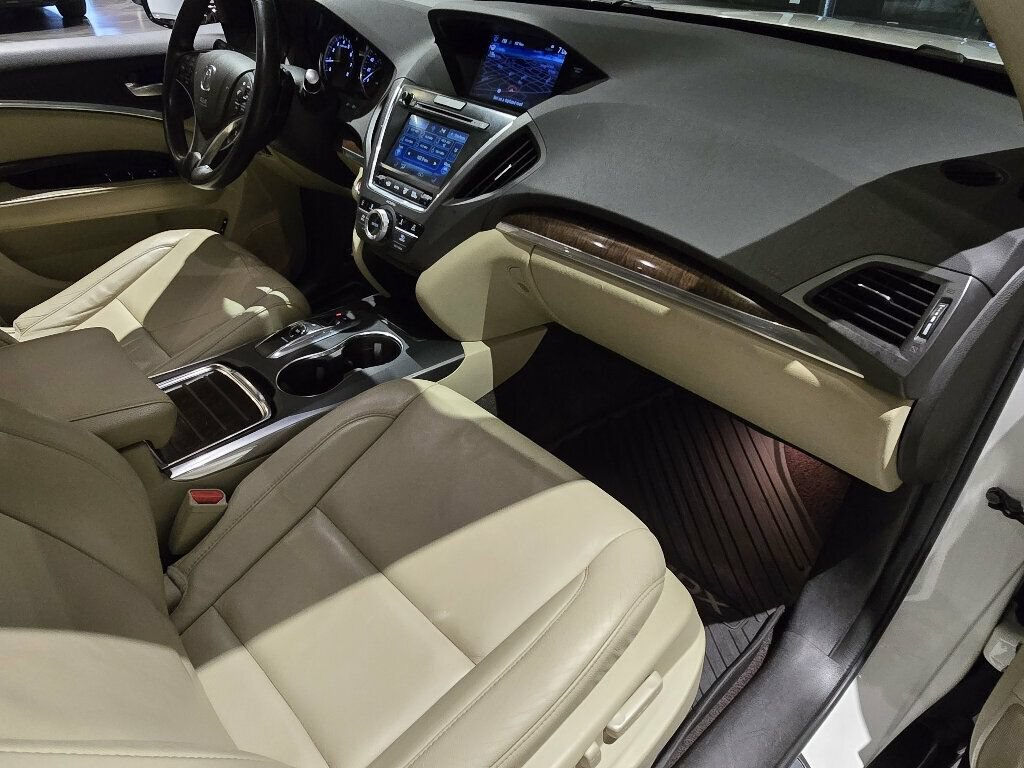Used 2017 Acura MDX w/ Technology Package AWD/4WD image 31