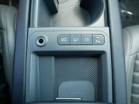 Certified 2024 Kia EV9 Land AWD/4WD image 31
