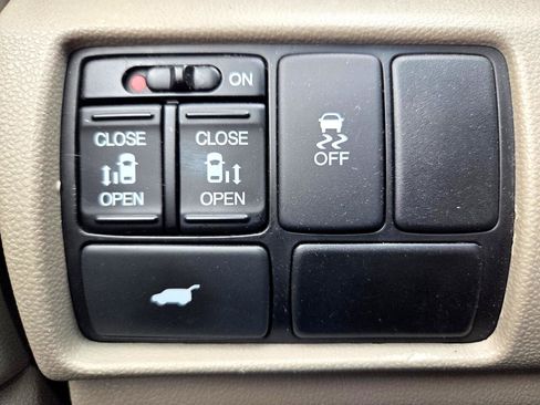 Used 2013 Honda Odyssey EX-L image 25