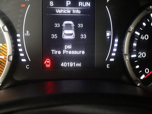 Used 2020 Jeep Renegade Latitude AWD/4WD image 35