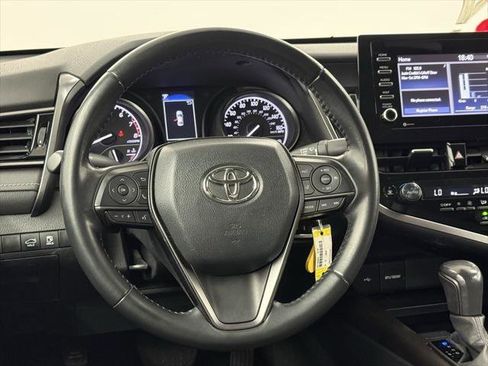 Certified 2023 Toyota Camry SE image 33