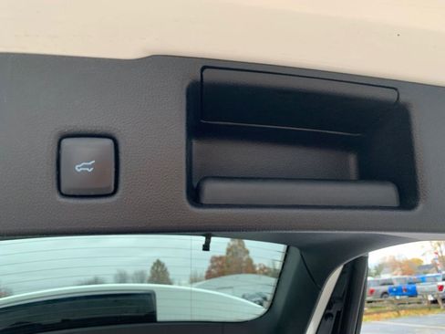 Certified 2022 Ford Escape SE w/ Convenience Package image 23