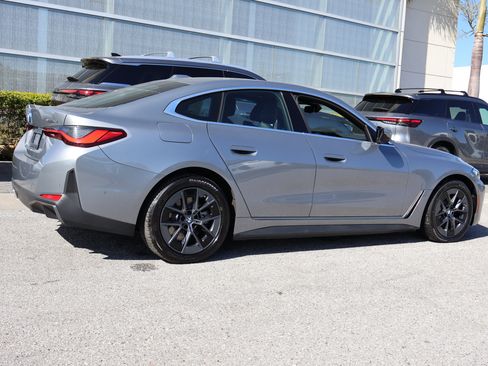 Used 2025 BMW i4 xDrive40i w/ Parking Assistance Package image 10