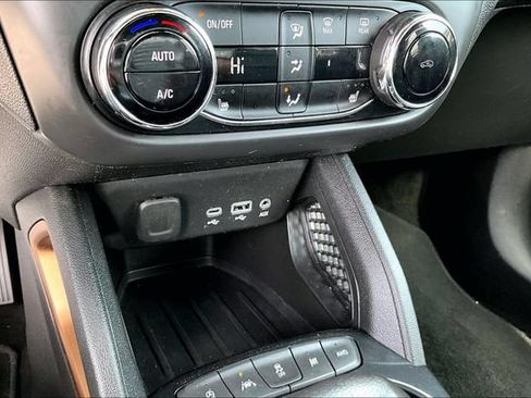 Used 2021 Chevrolet TrailBlazer ACTIV w/ Convenience Package AWD/4WD image 15