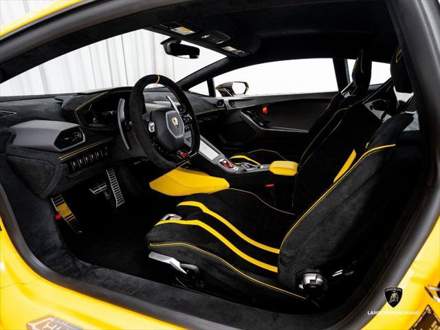 Used 2023 Lamborghini Huracan STO RWD image 35