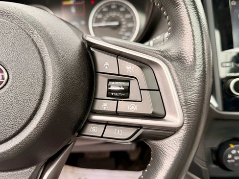 Used 2023 Subaru Forester Premium AWD/4WD image 33