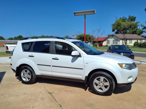 Used 2007 Mitsubishi Outlander ES image 17