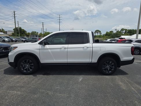 Certified 2023 Honda Ridgeline Sport image 6