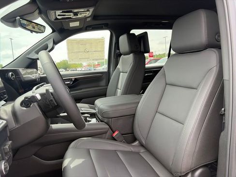 New 2026 Chevrolet Tahoe Z71 w/ Z71 Off-Road Package AWD/4WD image 17
