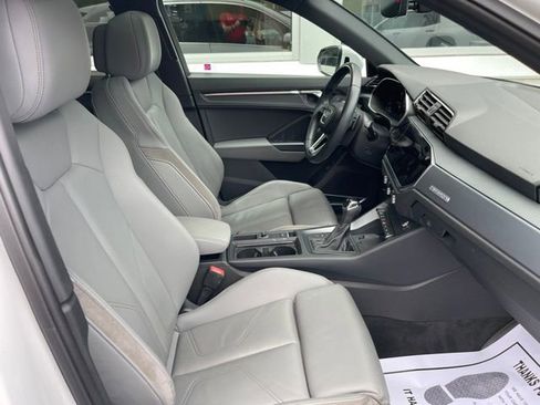 Used 2020 Audi Q3 2.0T Prestige AWD/4WD image 7