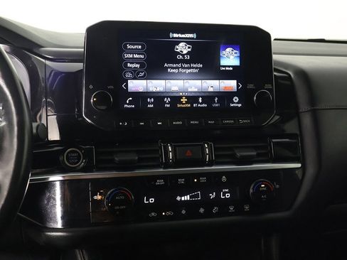 Used 2023 Nissan Pathfinder SL image 43