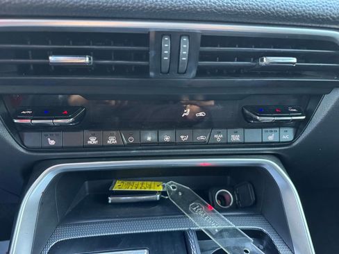 Used 2024 MAZDA CX-90 3.3 Turbo w/ Preferred Plus AWD/4WD image 23
