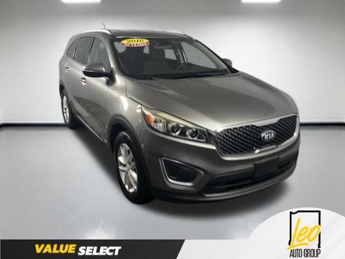 Used 2016 Kia Sorento LX AWD/4WD image 8