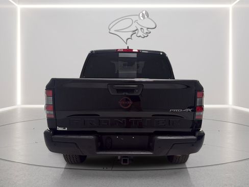 Used 2023 Nissan Frontier PRO-4X w/ Pro Convenience Package AWD/4WD image 4