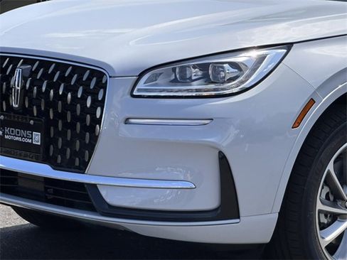 New 2025 Lincoln Corsair Grand Touring w/ Towing Package image 2