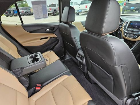 Used 2024 Chevrolet Equinox Premier FWD image 29