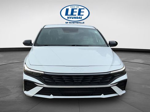 Certified 2025 Hyundai Elantra Sport image 2