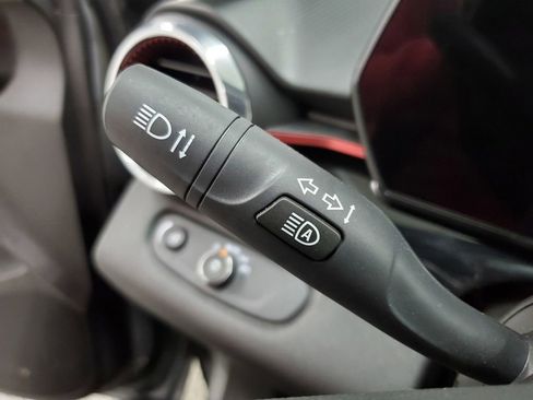 Certified 2025 Chevrolet Trax RS w/ Driver Confidence Package image 31