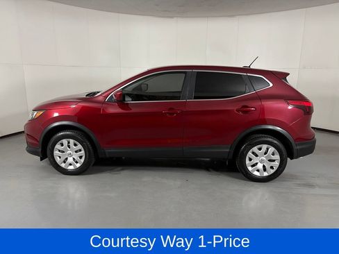 Used 2019 Nissan Rogue Sport S FWD image 6