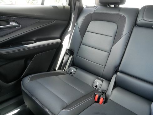 Used 2024 Chevrolet Blazer EV LT AWD/4WD image 12