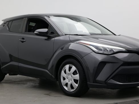 Used 2021 Toyota C-HR LE FWD image 3