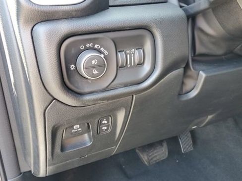 Used 2023 RAM 1500 Laramie AWD/4WD image 13