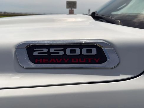 Used 2024 RAM 2500 Laramie AWD/4WD image 13