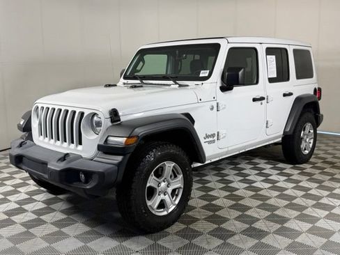 Used 2021 Jeep Wrangler Unlimited Sport w/ Sun And Sound Package AWD/4WD image 3