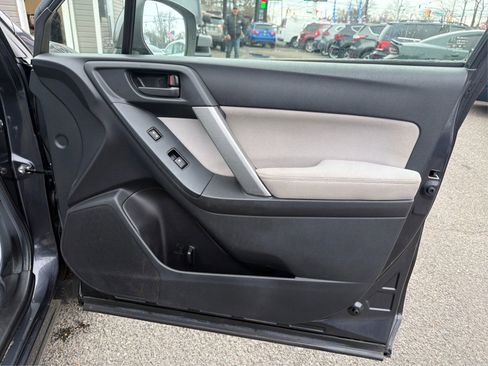 Used 2014 Subaru Forester 2.5i Premium w/ All-Weather Package image 24