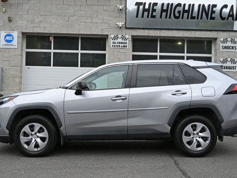 Used 2023 Toyota RAV4 LE AWD/4WD image 2