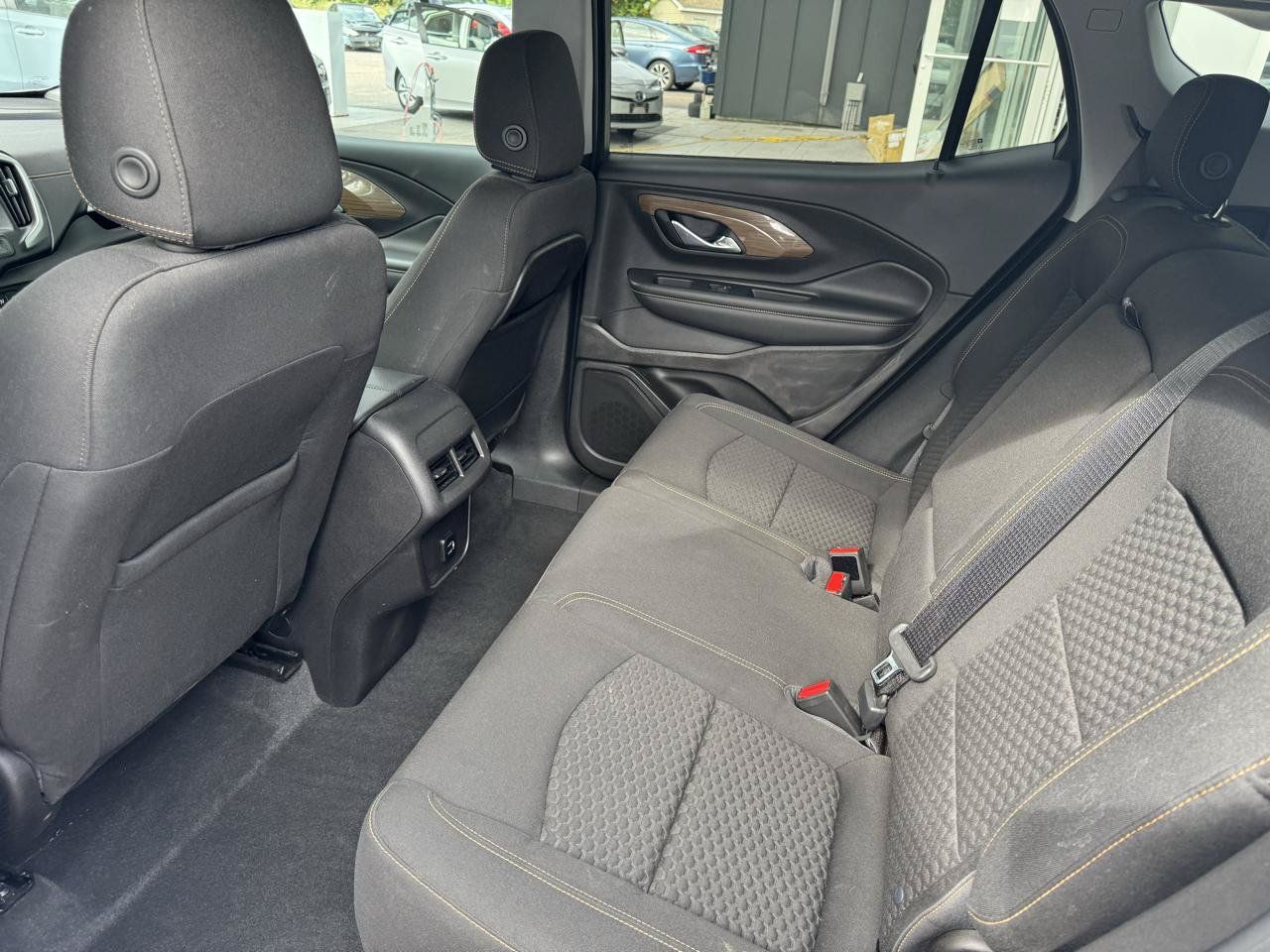 Used 2018 GMC Terrain SLE AWD/4WD image 11