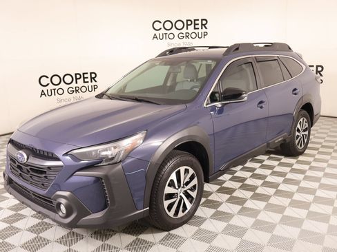 Used 2023 Subaru Outback Premium AWD/4WD image 10