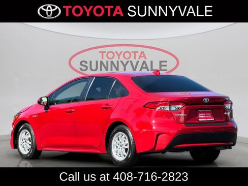 Used 2021 Toyota Corolla LE FWD image 7