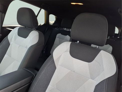 Used 2024 Chevrolet Trax RS w/ Driver Confidence Package image 14