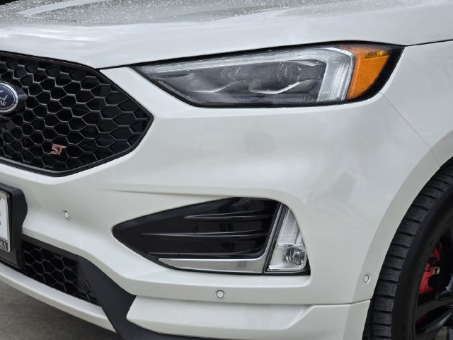 Used 2020 Ford Edge ST w/ Equipment Group 401A AWD/4WD image 9