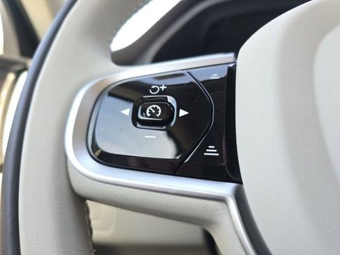 New 2026 Volvo XC60 T8 Ultra w/ Protection Package Premier AWD/4WD image 28