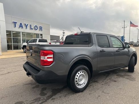 New 2025 Ford Maverick XL w/ Equipment Group 101A image 18