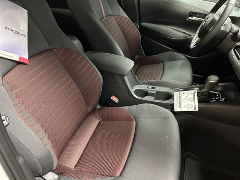 Used 2026 Toyota Corolla SE FWD image 35