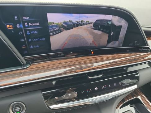 Used 2023 Cadillac Escalade Premium Luxury w/ Performance Package RWD image 32