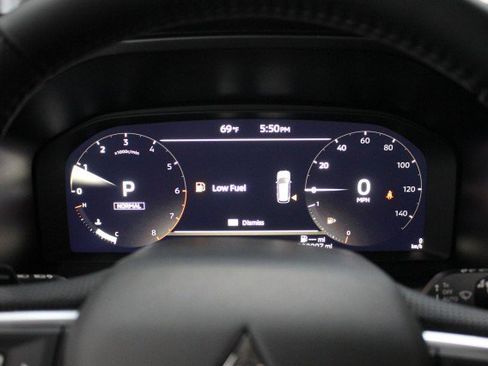 New 2026 Mitsubishi Outlander SE image 11