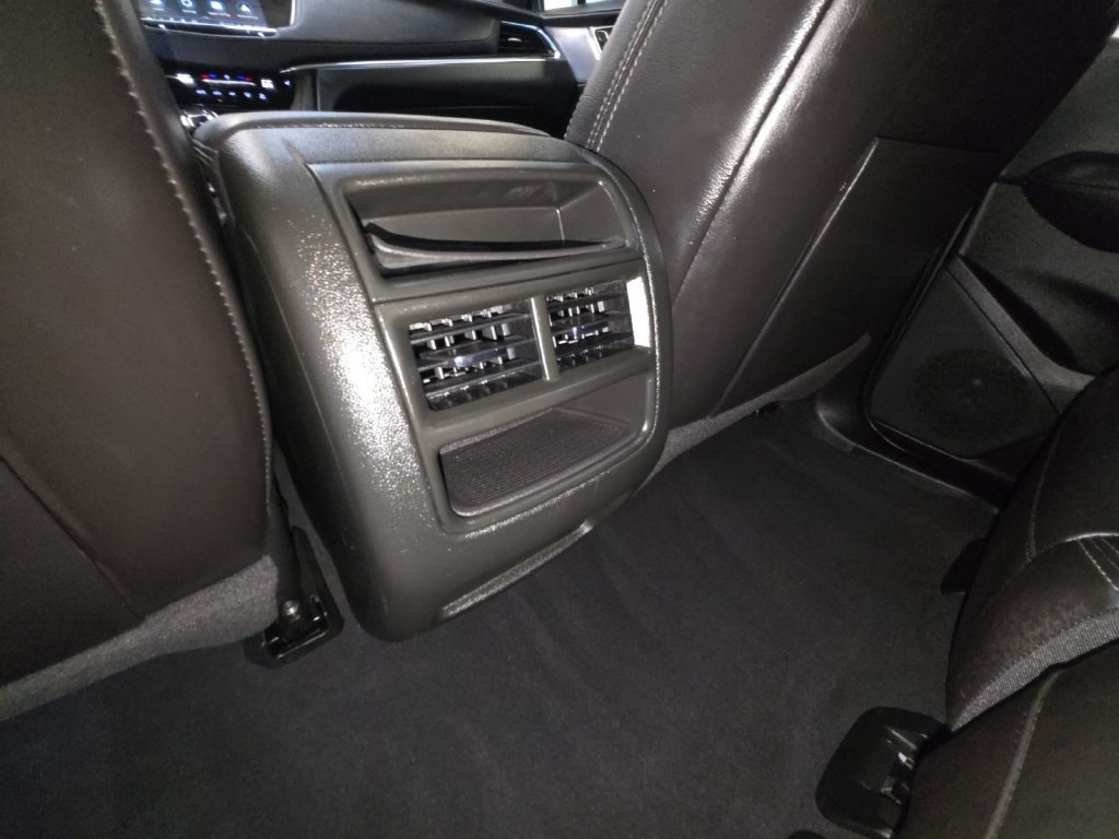 Certified 2025 Cadillac XT5 Premium Luxury AWD/4WD image 34