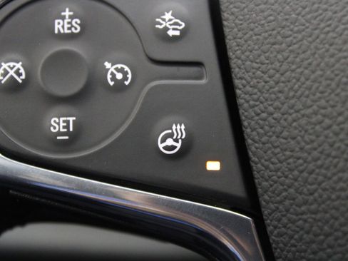 Used 2020 Chevrolet Traverse RS w/ LPO, Floor Liner Package FWD image 38