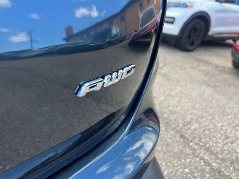 Certified 2024 Ford Edge Titanium AWD/4WD image 25