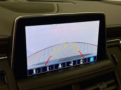 Used 2021 Chevrolet Tahoe High Country image 14