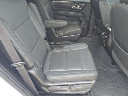 Used 2022 Chevrolet Tahoe Z71 w/ Luxury Package image 27