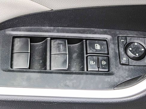 Used 2021 Toyota RAV4 XLE Premium w/ Carpet Mat Package (TMS) image 18