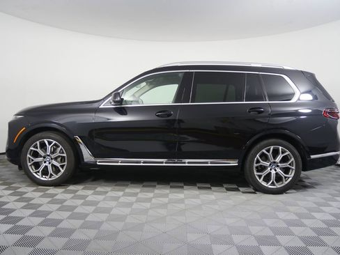 Certified 2025 BMW X7 xDrive40i w/ Premium Package image 6