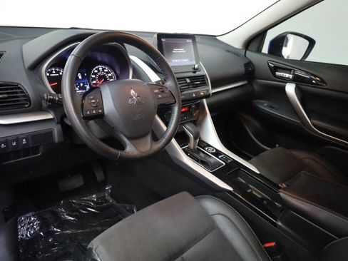 Used 2023 Mitsubishi Eclipse Cross SE image 8